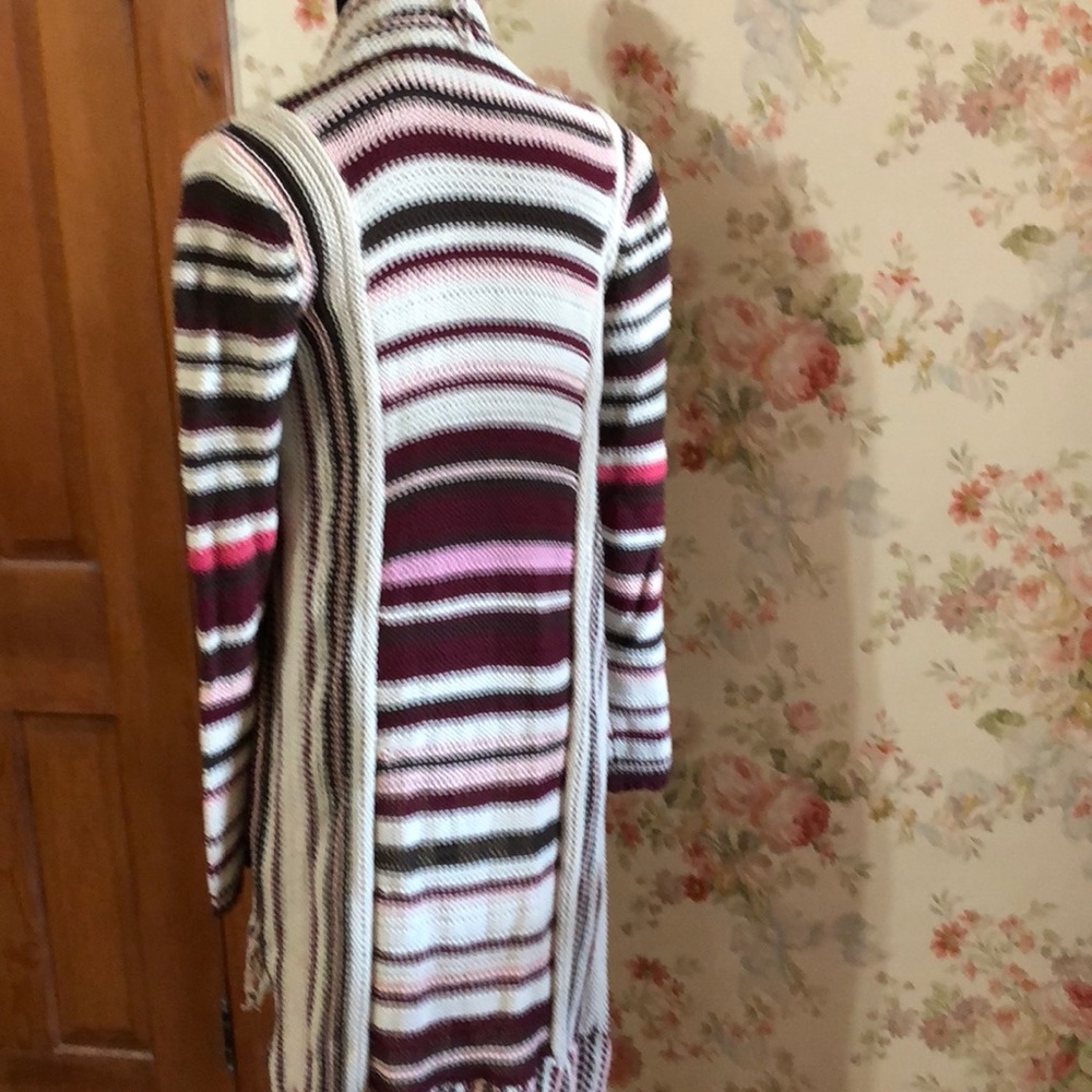 Sweater - Picture 3 of 3